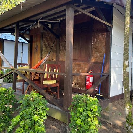 The Station Tioman Hotel Kampong Ayer Batang Exterior photo