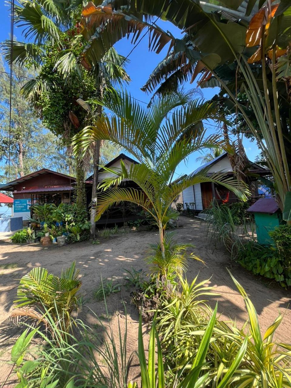 The Station Tioman Hotel Kampong Ayer Batang Exterior photo